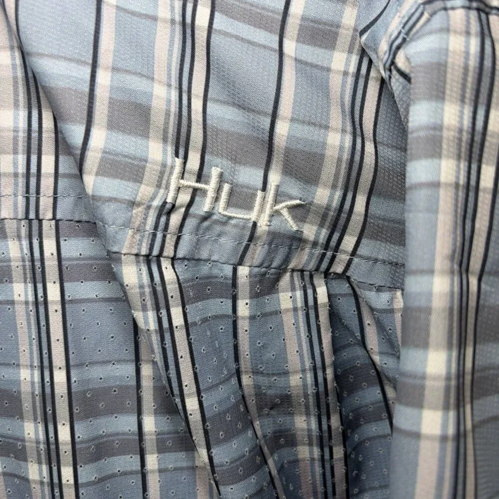Huk Performance Short Sleeve Button Down Fishing Shirt Mens Large Blue Plaid